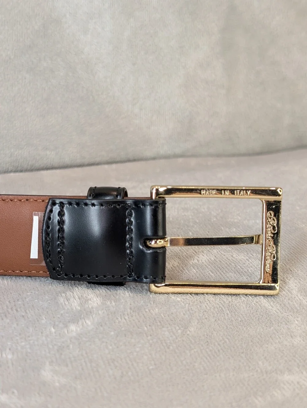 Brooks Brothers Size 40 Black Gold Buckle Made in Italy Genuine Leather Belt
